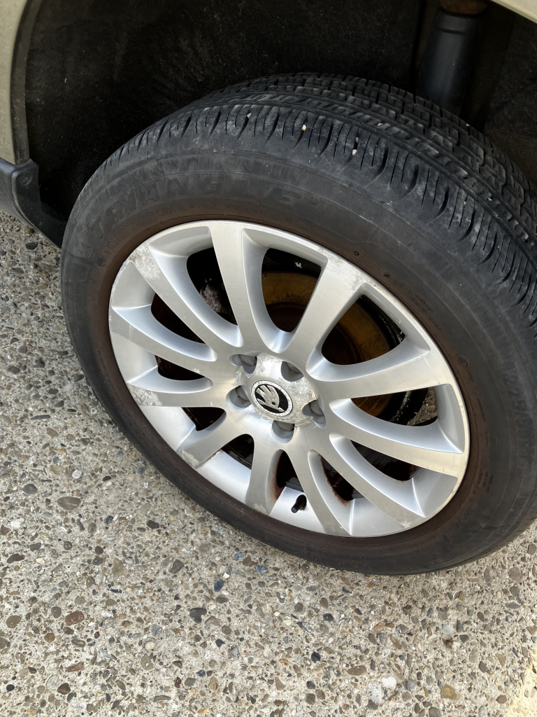 Jante 17 - 5 prezoane Skoda Yeti 2.0 Motorina 2015, 225/50R17