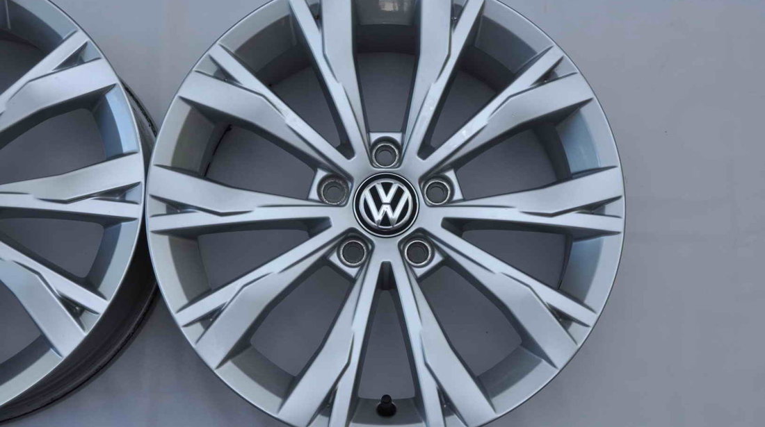 Jante 17 inch Originale VW Tiguan 1 2 5NA Passat B8 Arteon T-Roc CC Golf Sharan Touran Caddy EOS R17