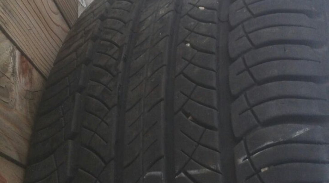 Jante 18 Ford Kuga 235 50 18 Iarna Michelin