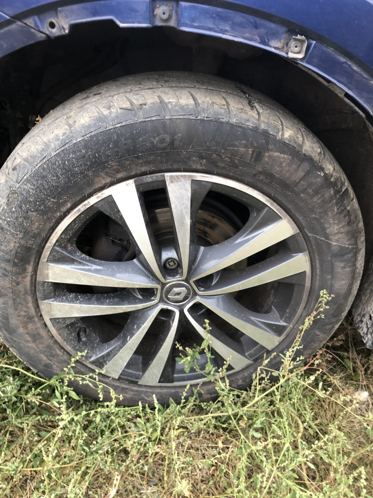 Jante 19 - 5 prezoane Renault Koleos 1.6 Motorina 2018, CU MIC DEFECT / 225/60R18
