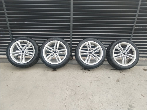 Jante 20 - 5 prezoane Audi A8 (2009-2017) [4H] D4 3.0 Motorina 2014, 265/45R20 / 4G8601025AC / 9JX20...