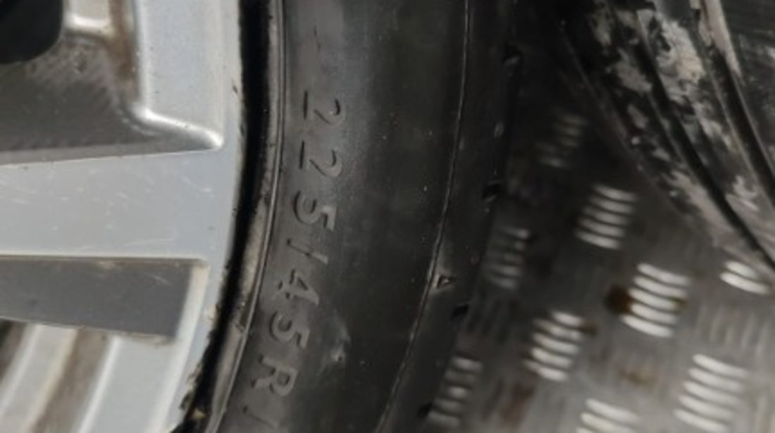 Jante aliaj 5x114,3 cu anvelope 225 / 45 R19 Dot 2019 Nissan , Renault , Dacia , Toyota , Hyundai , Kia , Maz