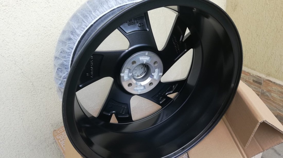 Jante aliaj bicolor Noi 4x100 R17 originale Renault Clio 5,(Captur,Dacia Logan,Sandero,Lodgy,Dokker