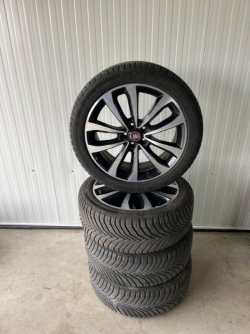 Jante aliaj cu anvelope Fiat Tipo dim.225/45/17