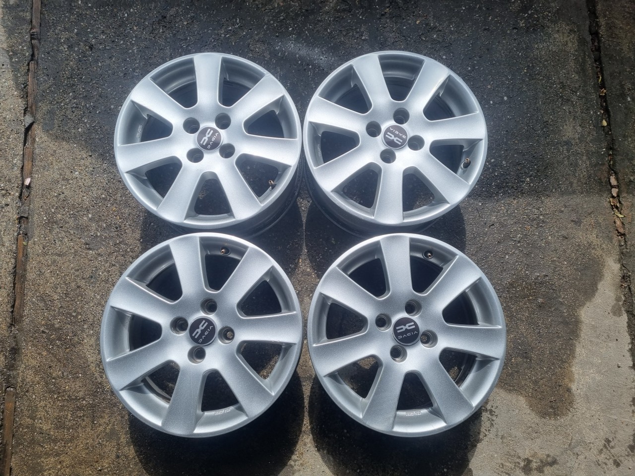 Jante aliaj Dacia Logan Sandero Mcv renult 4x100 R15