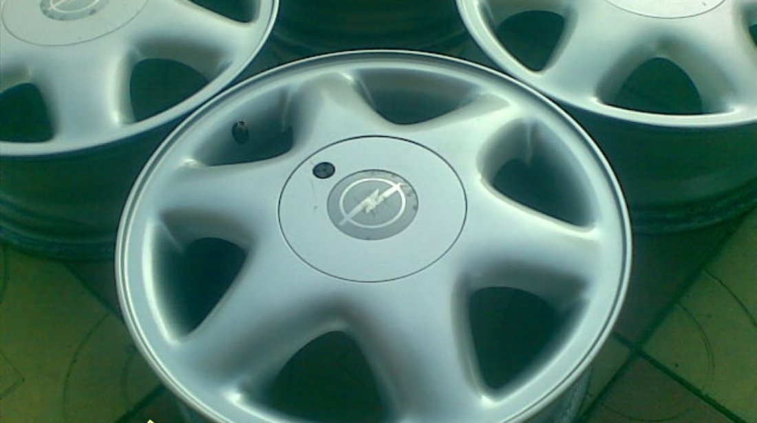 JANTE ALIAJ DE 15 INCH 4X100 PT OPEL ORIGINALE LA PRET AVANTAJOS