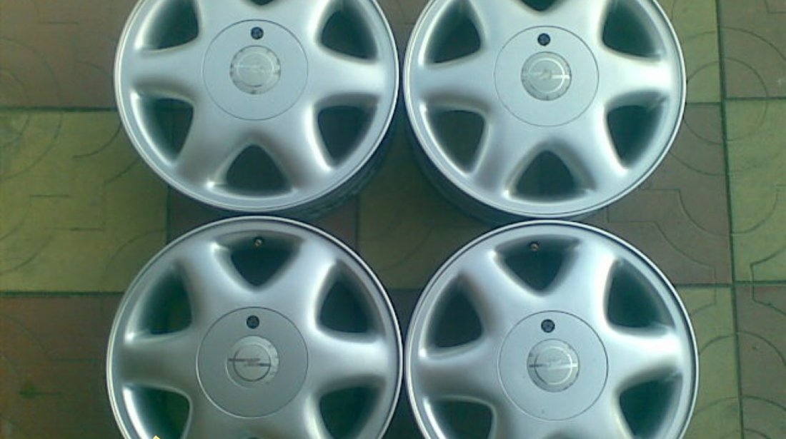 JANTE ALIAJ DE 15 INCH 4X100 PT OPEL ORIGINALE LA PRET AVANTAJOS