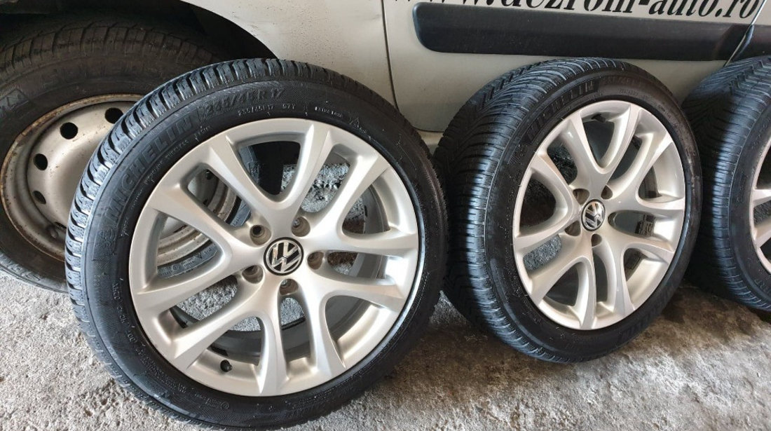 Jante aliaj originale cu anvelope iarna Michelin noi (235/43/R17) Dot 2020 8Jx17H2 ET41 VW Passat CC