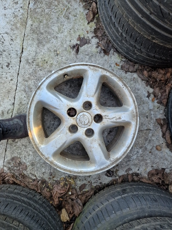 Jante Aliaj Toyota Rav 4 2001-2006 pe 16