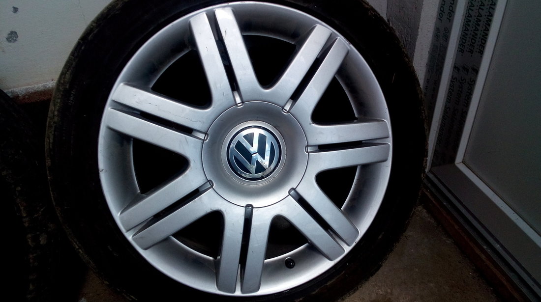 Jante aliaj Volkswagen model Phoenix pe 17" cu anvelope vara