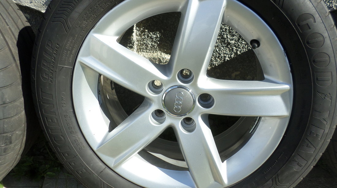 Jante Audi A6 A4 Vara 225 55 16 Goodyear