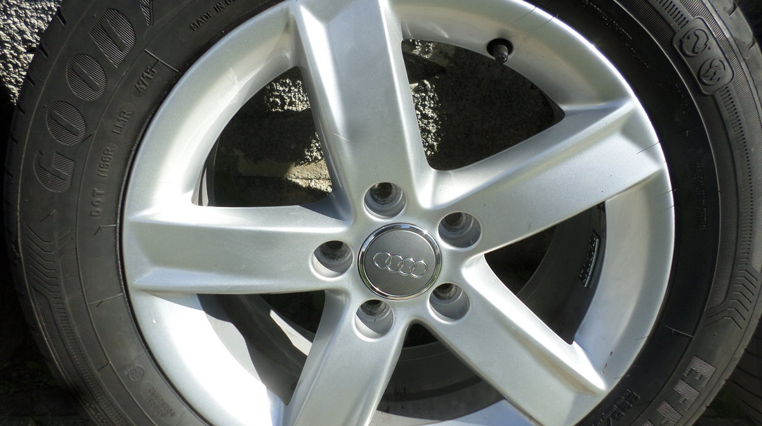 Jante Audi A6 A4 Vara 225 55 16 Goodyear