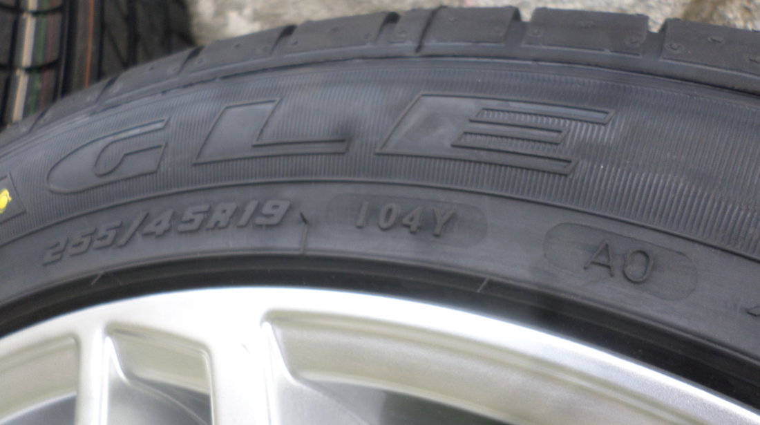 Jante Audi A8 Vara 255 45 19 vara Goodyear