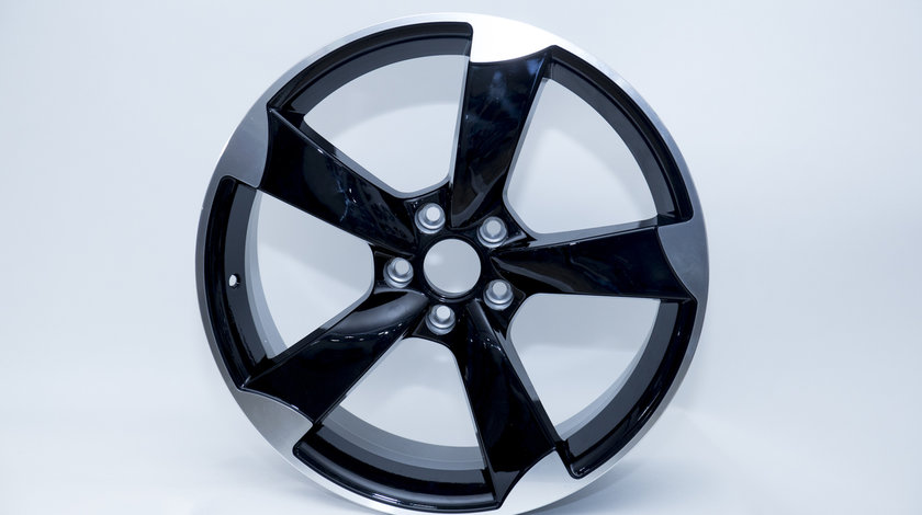 Jante Audi R18 Model RS culoare negru lucios , A1 A2 A3 A4 A5 A6 A7 A8