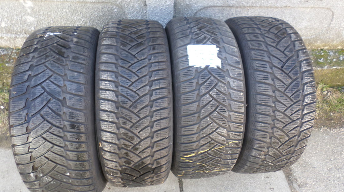 Jante BMW Seria 5 E60 E61 Iarna 225 50 17 Dunlop