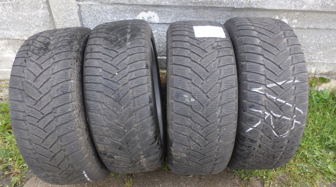 Jante BMW X1 Iarna 225 50 17 Dunlop