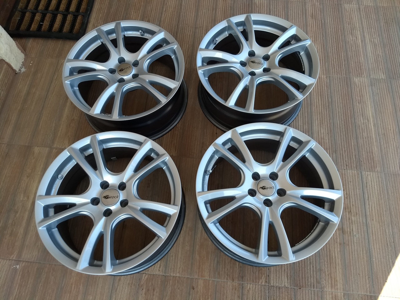Jante Brock 5 x 100 R17 Golf 4, Bora , A