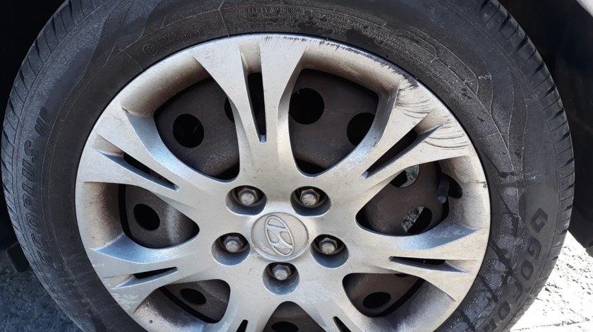 Jante De Tabla R16 5X114,3 Cu Cauciucuri De Vara Hyundai i30 an 2008