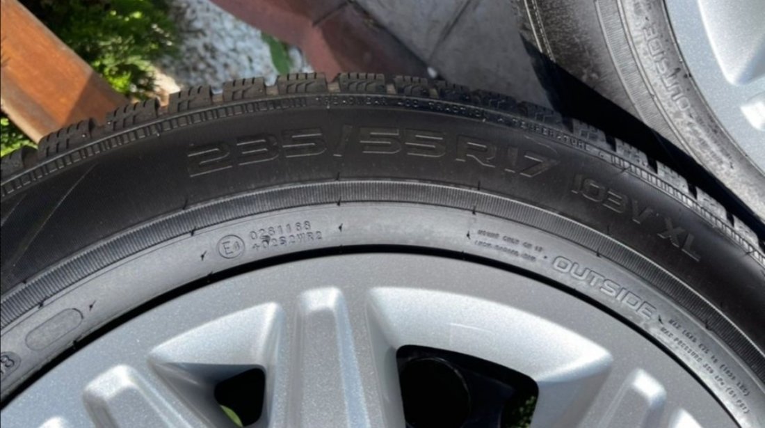 Jante Ford Kuga 17”, anvelope iarna Nokian ca noi, senzori presiune roata originali