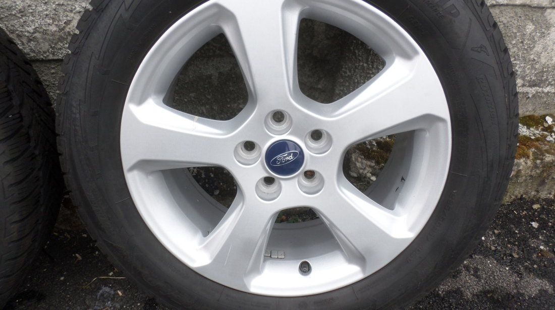 Jante Ford kuga 235 55 17 iarna Goodyear  si SENZORI DE PRESIUNE