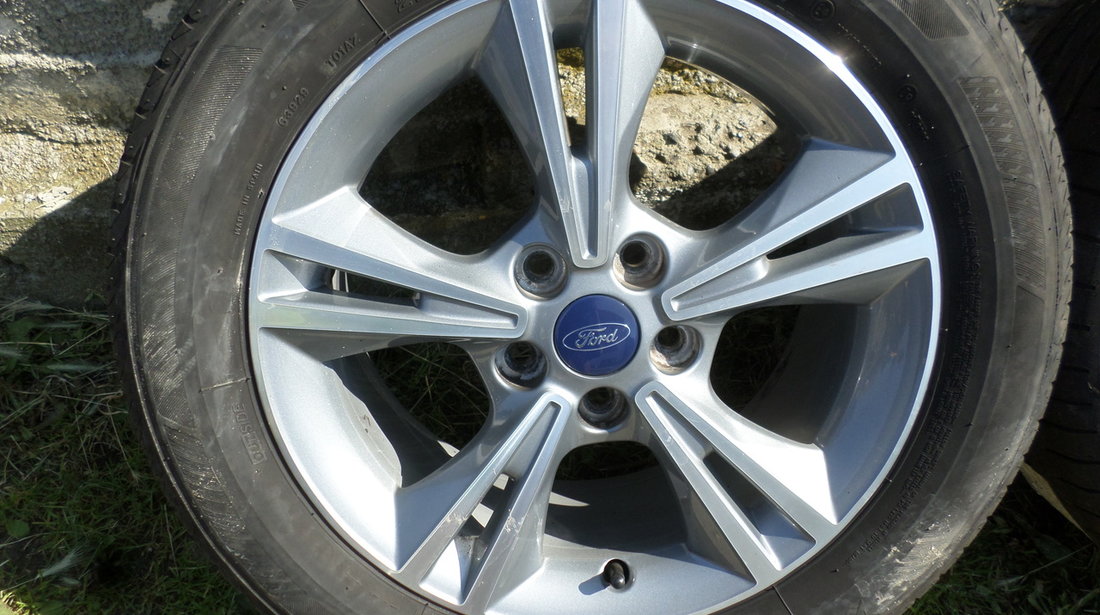 Jante Ford Mondeo Focus 215 55 16 Vara Goodyear Bridgestone