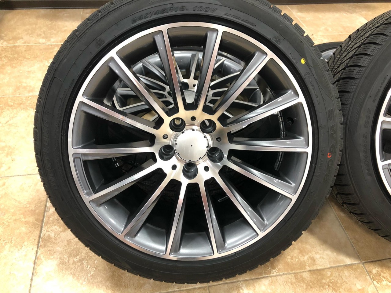 Jante Mercedes AMG 18 R18 E class W213W222 anvelope iarna 2454518 dot 2017 29939137 Jante Mercedes AMG 18 R18 E class W213W222 anvelope iarna 2454518 dot 2017 29939137
