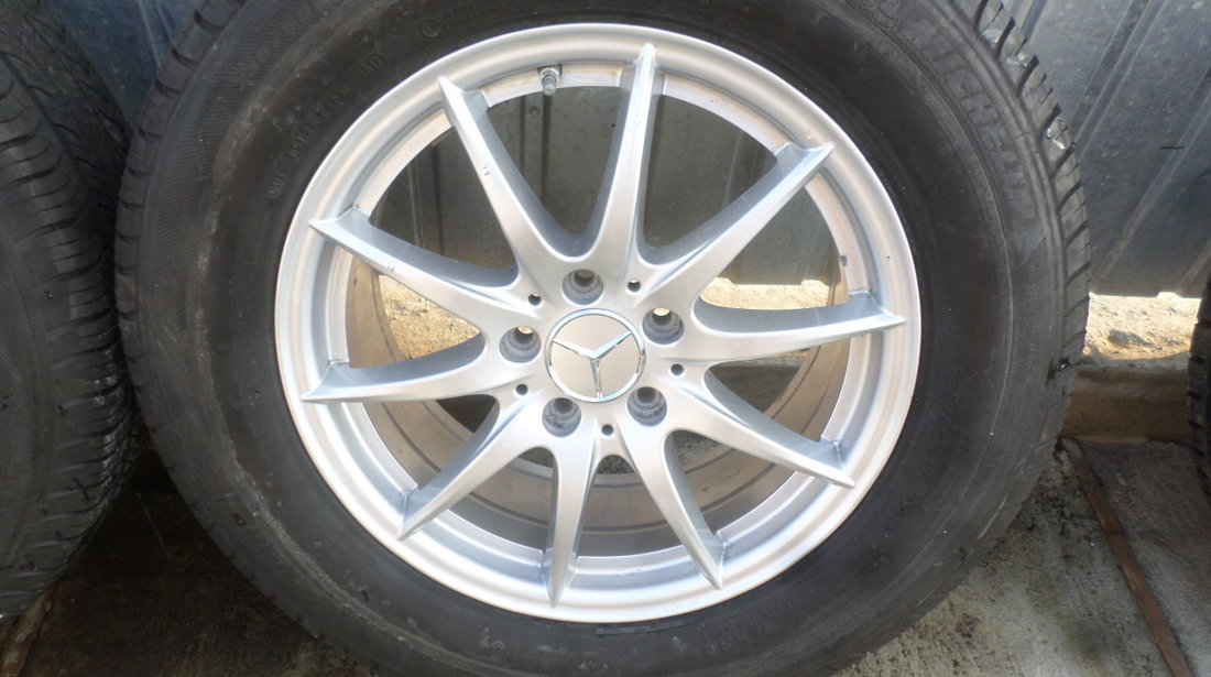 Jante Mercedes Benz ML-Klasse W166 235 65 17 vara Michelin latitude Tour dot (3017)