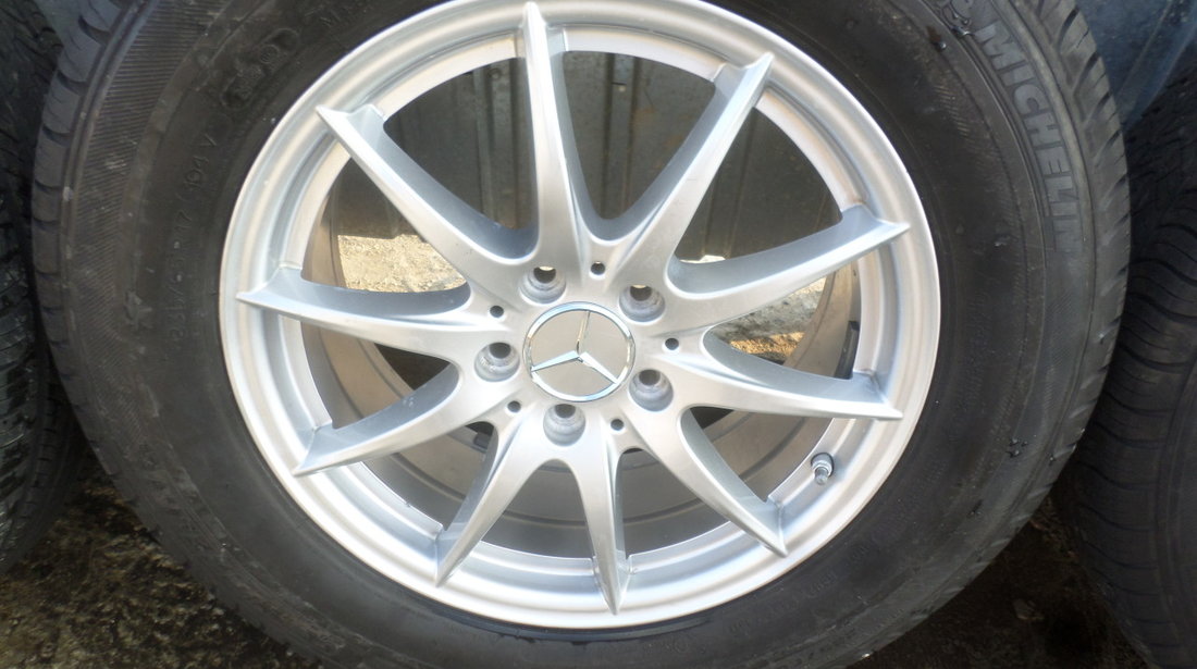 Jante Mercedes Benz ML-Klasse W166 235 65 17 vara Michelin latitude Tour dot (3017)