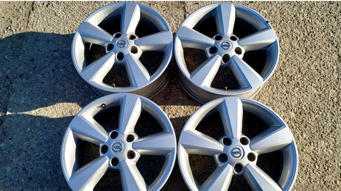 JANTE NISSAN 17 5X114.3