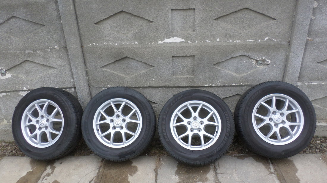 Jante Nissan Qashqai 215 65 16 Vara Bridgestone