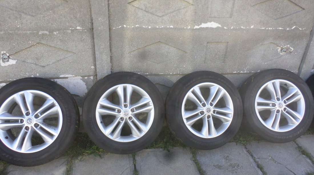 Jante Nissan Qashqai Juke 215 60 17 Vara Bridgestone