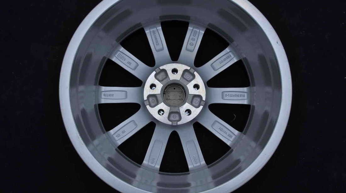 Jante Noi 17 inch Originale Audi Q5 8U R17