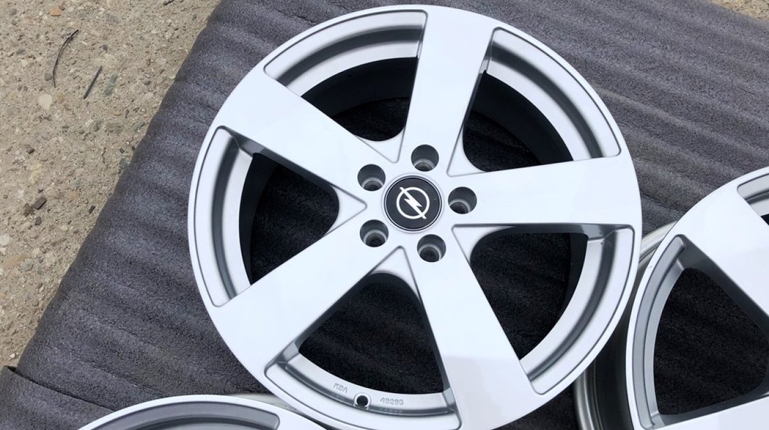 JANTE NOI DEZENT 17 5X105 ASTRA J OPEL