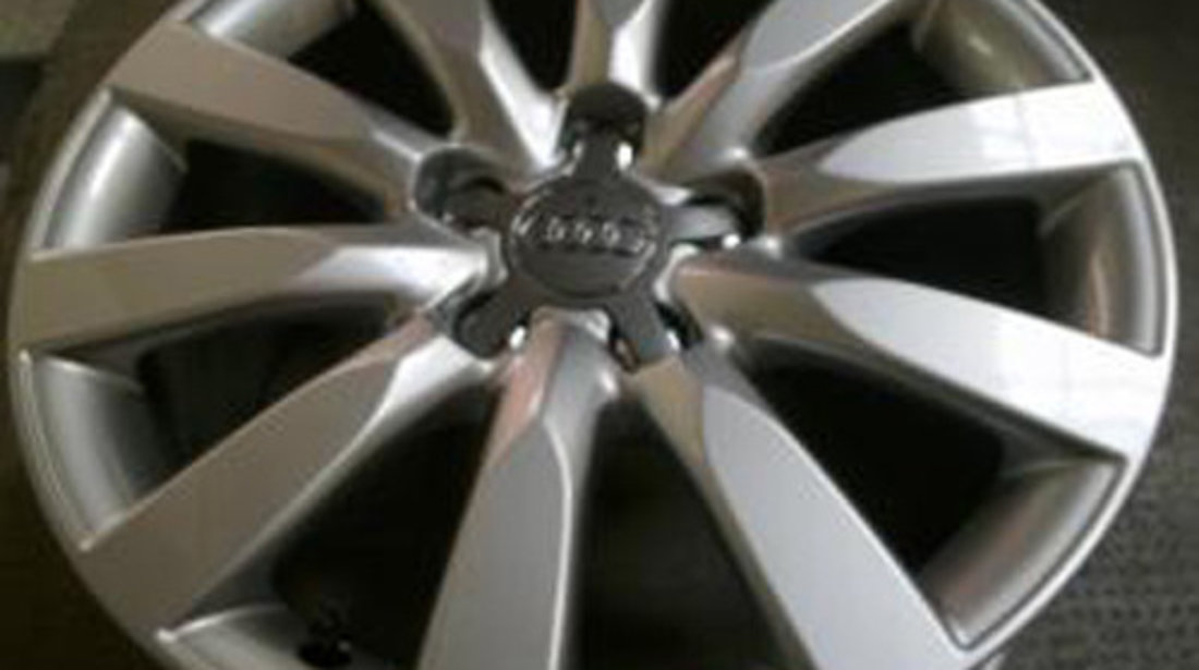 Jante Originale Audi A4 A6 Noi pe 17 inch 8J x17H2 ET47 Set Capace AUDI