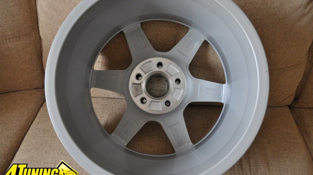 JANTE ORIGINALE AUDI A4 B8 17 inch