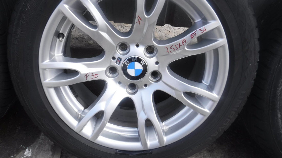 Jante originale BMW X1 M 225 50 17 vara Uniroyal