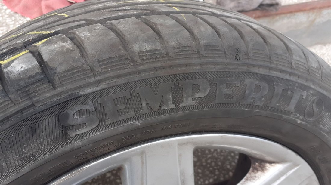 Jante originale Seat 16" cu anvelope de vara 205/55R16 aproape noi.