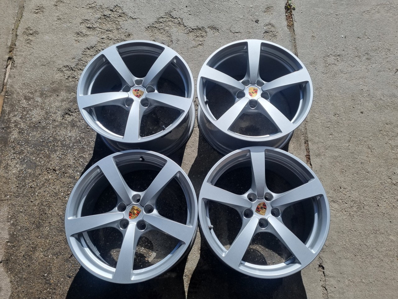 Jante Porsche MACAN,,5x112 R 18, 2 latimi
