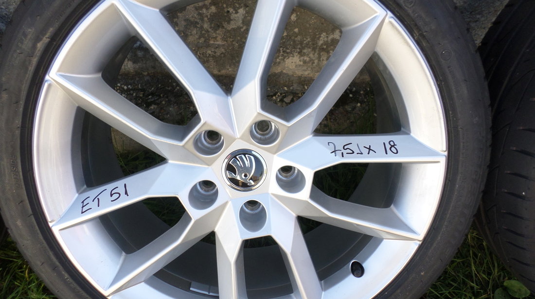 Jante Skoda RS Gemini 225 40 18 Vara Noi Bridgestone