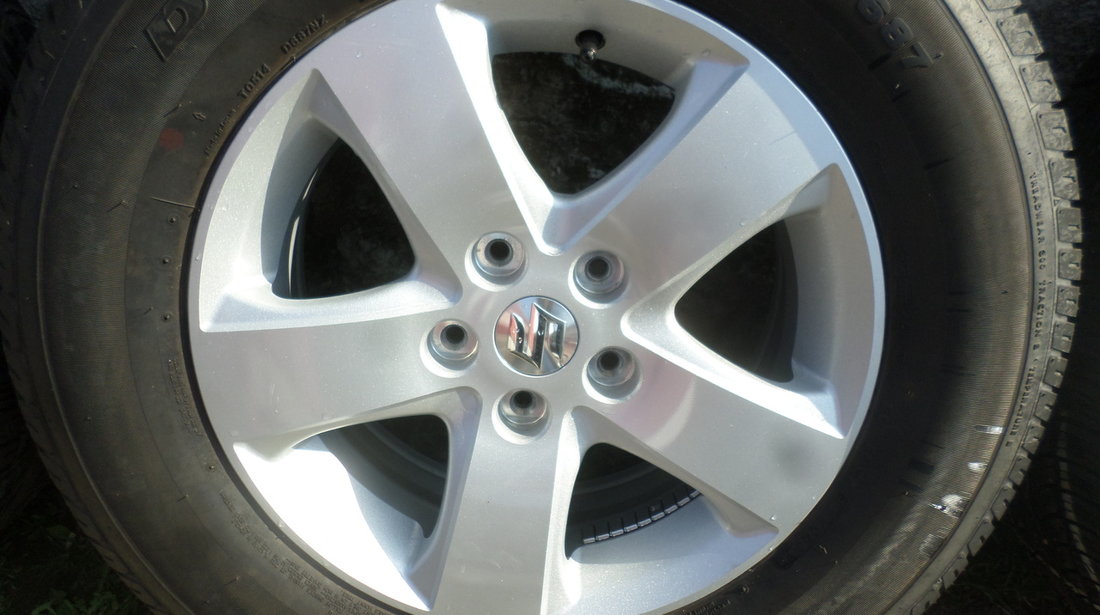 Jante Suzuki Grand Vitara pe 16 cu anvelope vara 225 70 16 Bridgestone