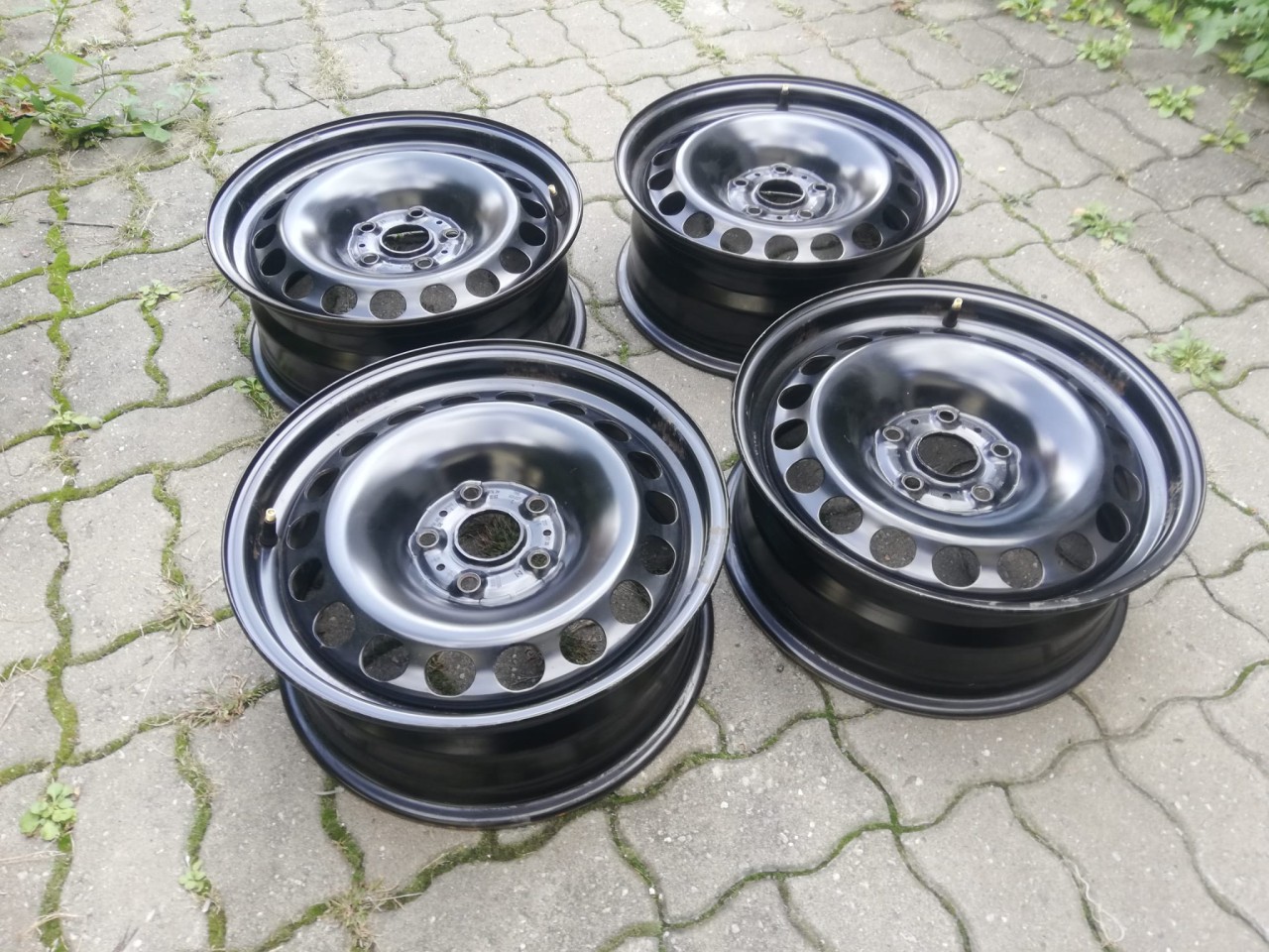 wage revolution team Jante tabla 5x112 pe 16+capace originale VW Passat ( Tiguan,T-Roc,etc ) #69334819 wage revolution team Jante tabla 5x112 pe 16+capace originale VW Passat ( Tiguan,T-Roc,etc ) #69334819