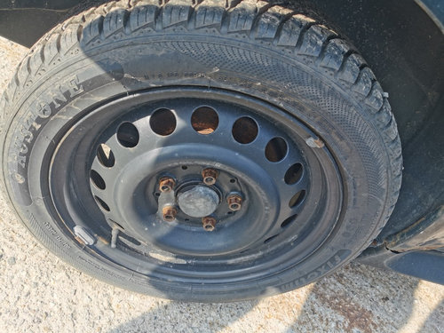 Jante tabla Mercedes A-class cu anvelope 2021 All season 185/55/R15 ca noi distanta prezoane 5x112