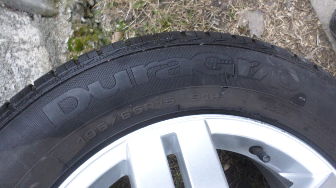 Jante VW Golf 4 Vara 195 65 15 Goodyear