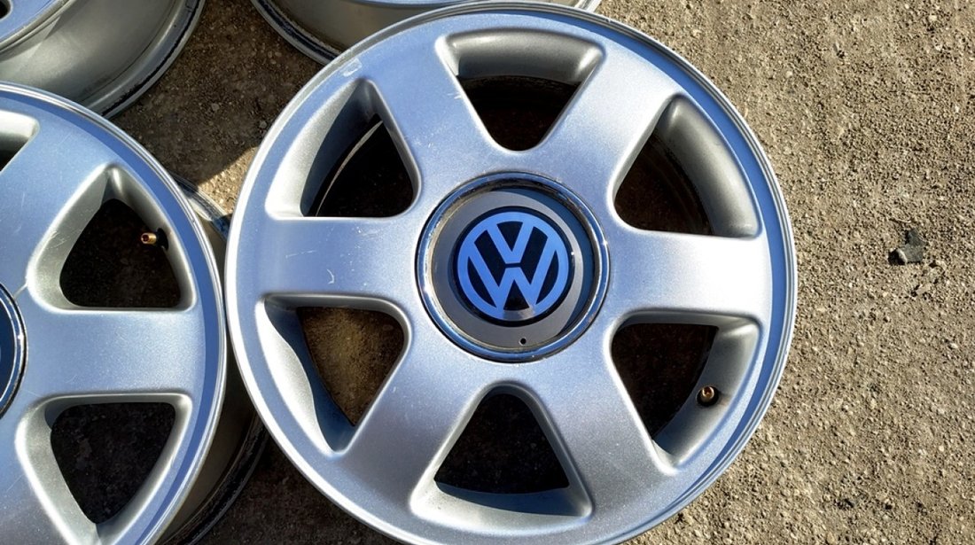 JANTE VW GOLF4 BORA AUDI 15 5X100