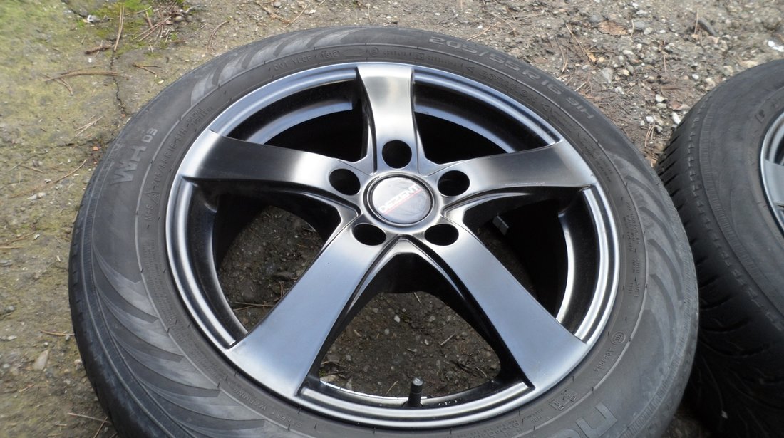 Jante VW Touran Jetta Golf 5,6,7 Passat Caddy  5 x 112 R16 Dezent