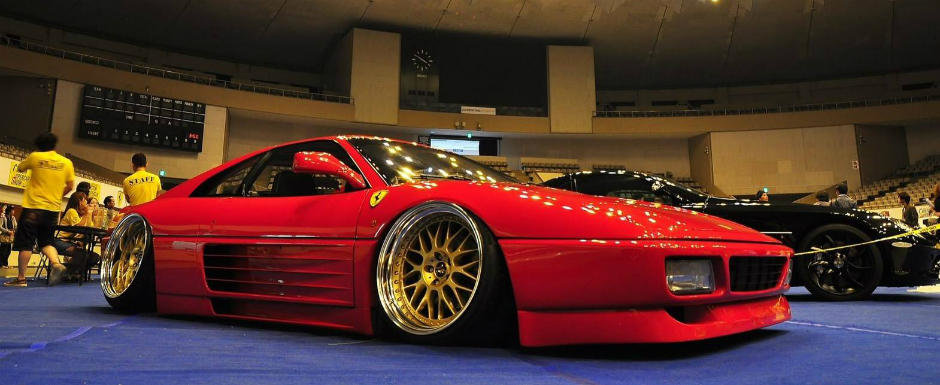 Japonezii de la FERS.CRU ne arata cum poti sa iti bati joc de un Ferrari 348 Japonezii de la FERS.CRU ne arata cum poti sa iti bati joc de un Ferrari 348