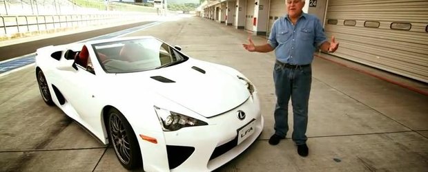 Jay Leno conduce unicul Lexus LFA Spyder din lume