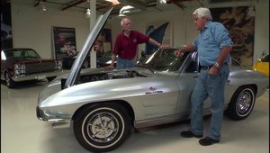 Jay Leno ne prezinta noua sa achizitie: un superb Corvette Stingray din '63