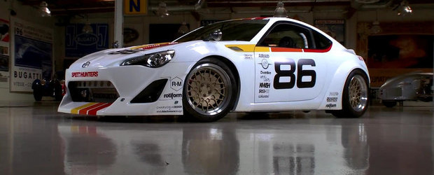 Jay Leno primeste vizita unui Scion FR-S complet modificat