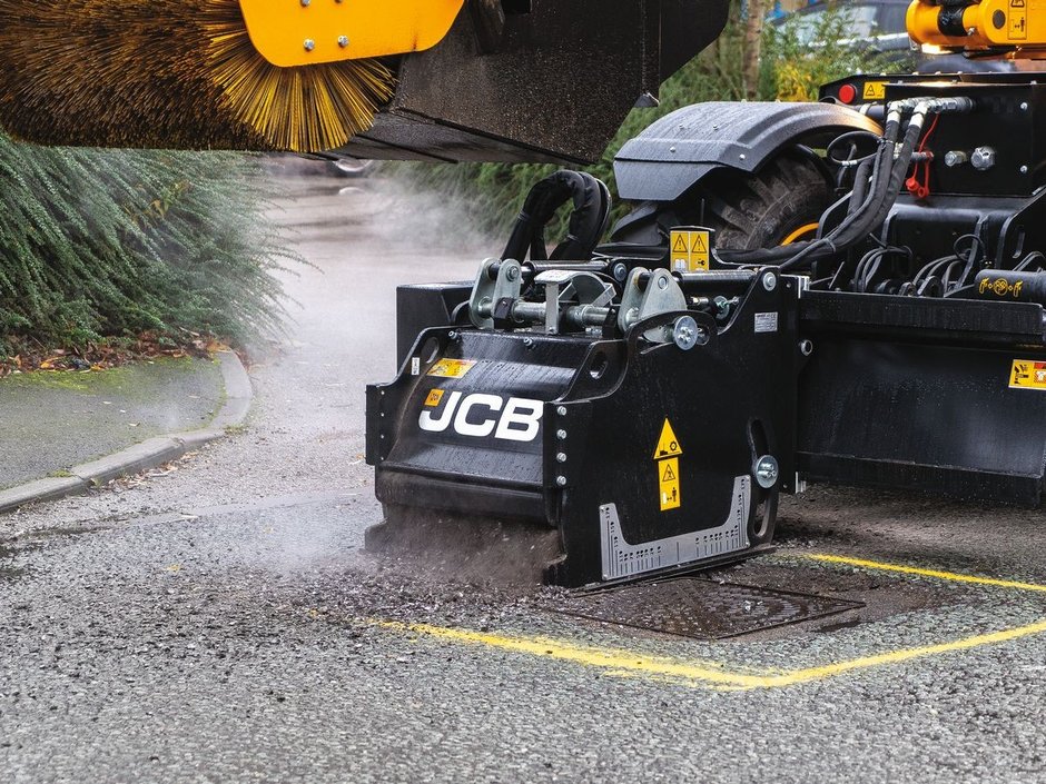 JCB Pothole Pro